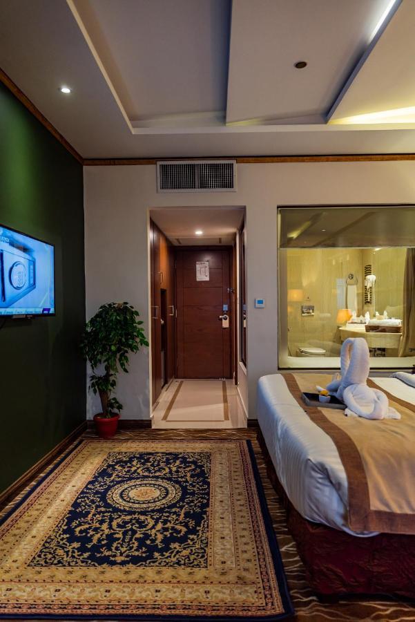 Luxus Grand Hotel Lahore Eksteriør billede